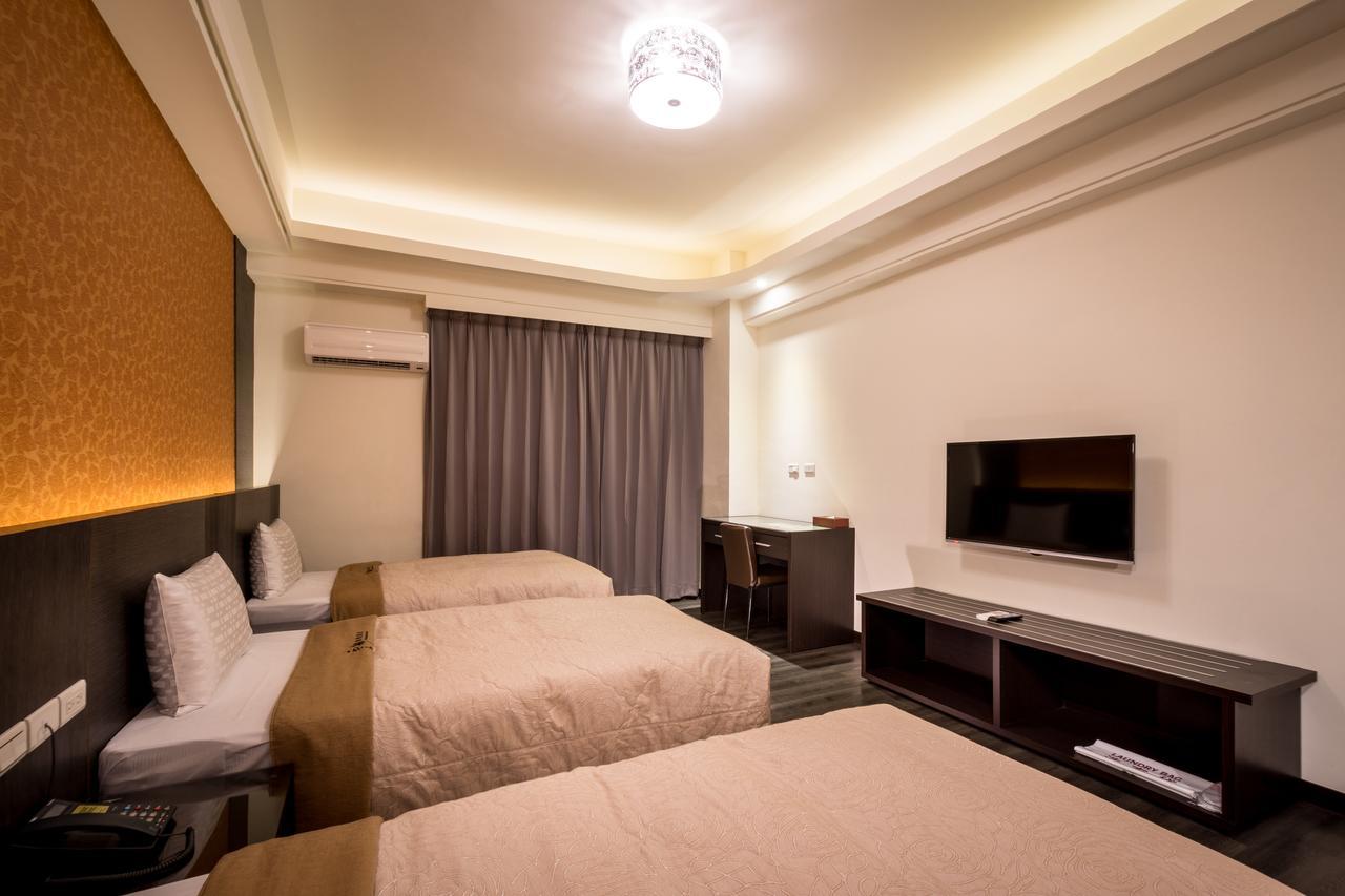 Yundu Business Hotel Mailiao Exterior photo